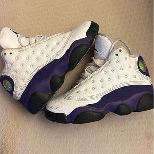 Air Jordan 13 Retro white and purple 11C kids
